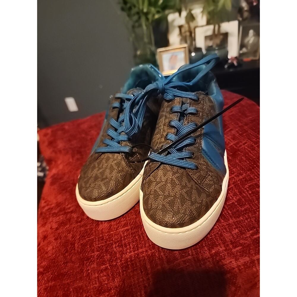 Michael Kors poppy lace up Brown and lagoon, colorway 8.5 - Picture 2 of 6